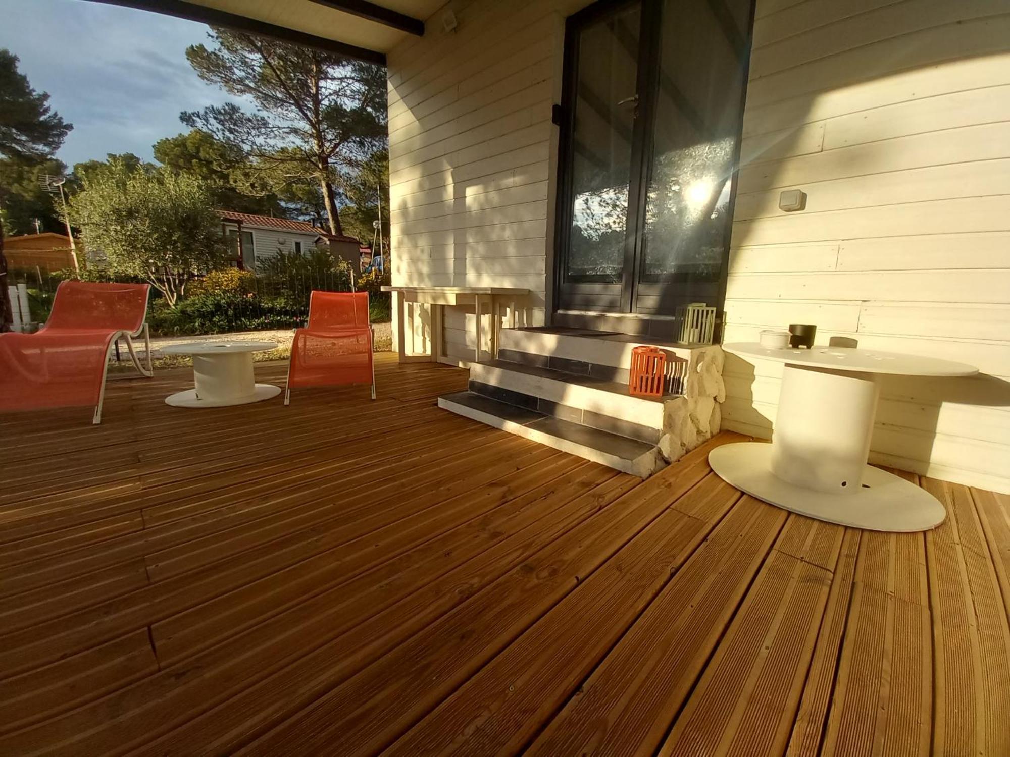 Mobilhome A Deux Pas Du Circuit Du Castellet Avec Terrasse Vue Mer Ле-Кастелле Экстерьер фото